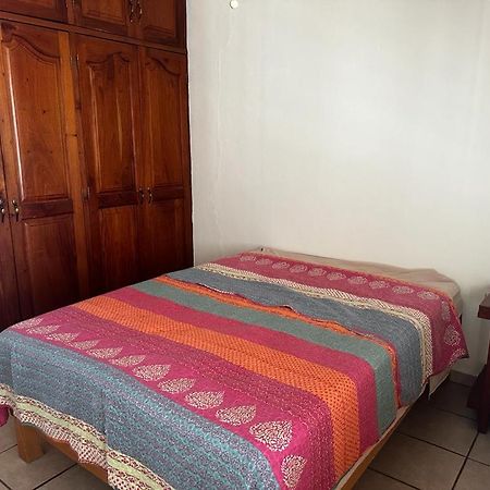 Casa De Lizamaria Lägenhet Manzanillo Exteriör bild
